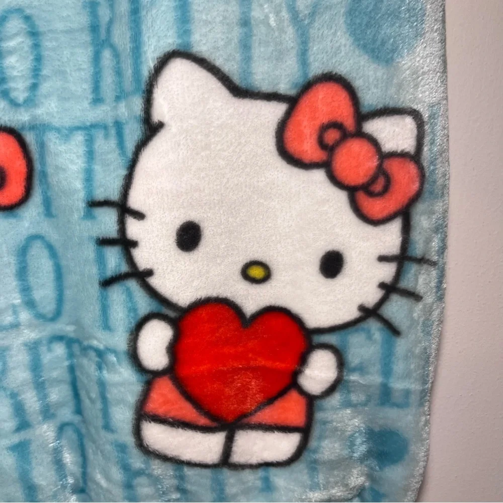 Sanrio Hello Kitty Sweet Rainbow Love Blanket